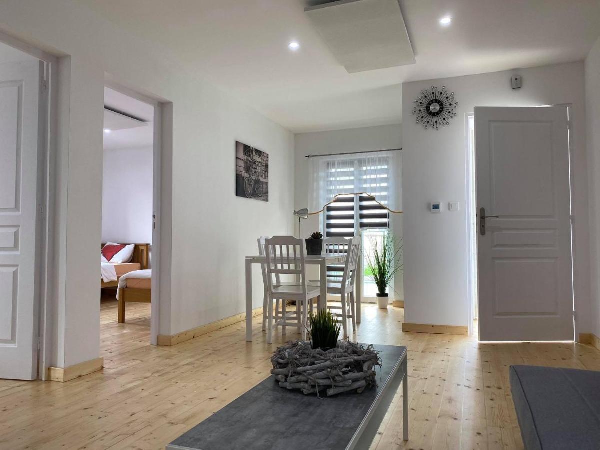 Apartmán Provence Doksy  Exteriér fotografie